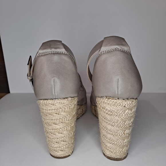 Big Buddha grey ankle strap wedge espadrille - Picture 5 of 13